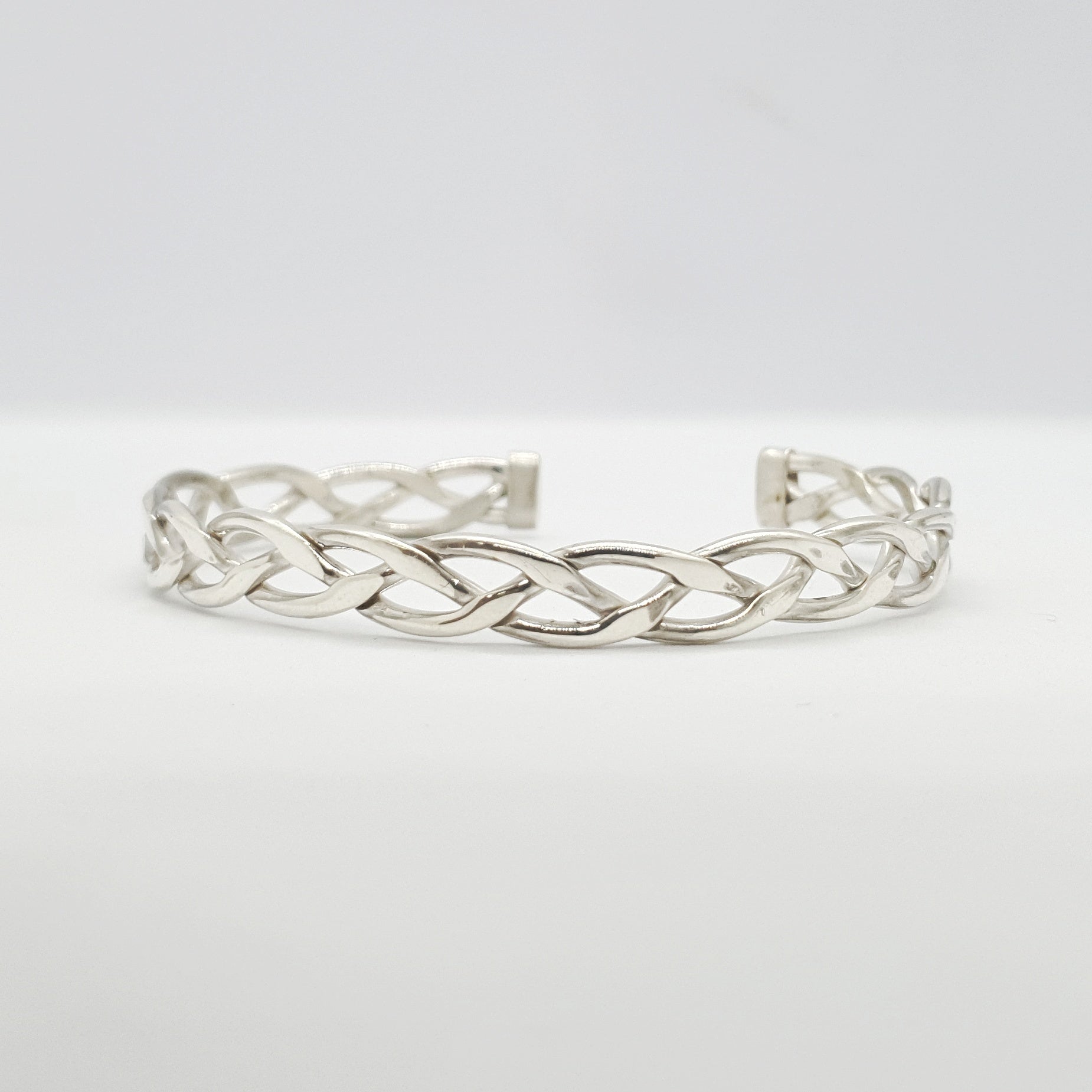 Brazalete tejido