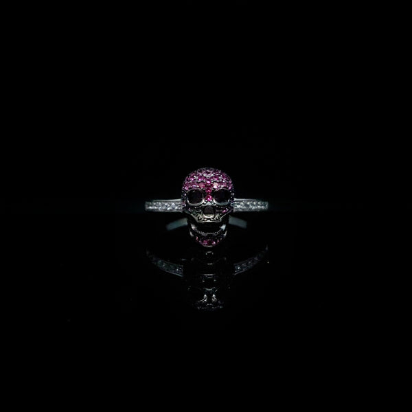 Anillo Cráneo Chico con Circonias