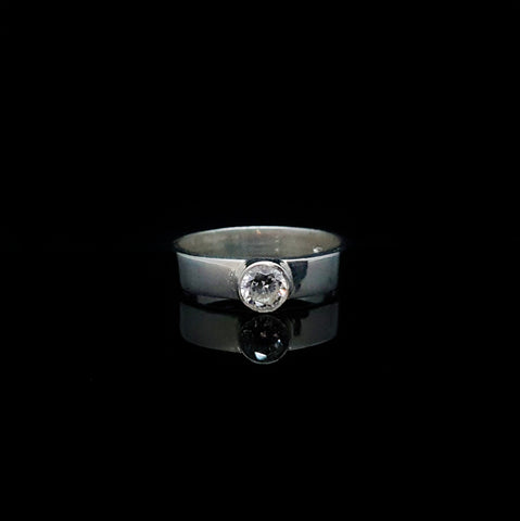 Anillo Argolla con Circonia