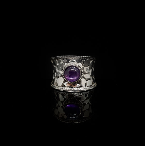 Anillo Curvo con Amatista