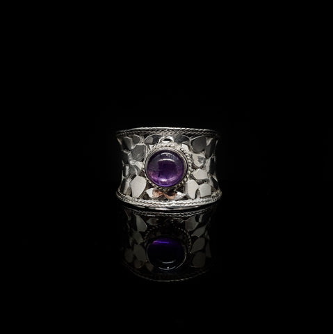 Anillo Curvo con Amatista