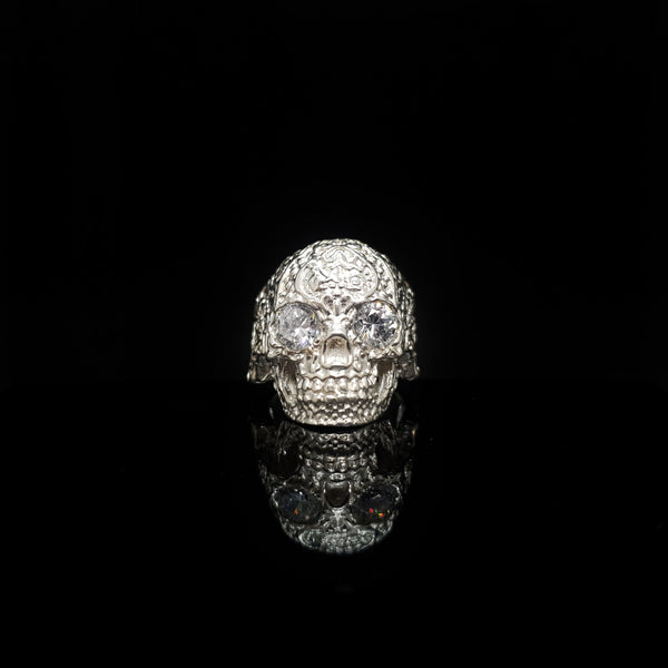 Anillo Cráneo con Circonias