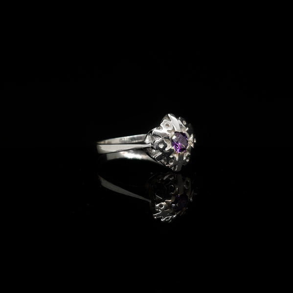 Anillo Flor con Circonia Morada